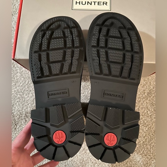 NIB Hunter Chelsea boots, rubber, waterproof, size 5 - Picture 4 of 8